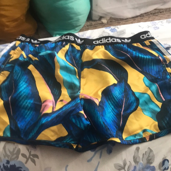 To big - Picture 1 of 4